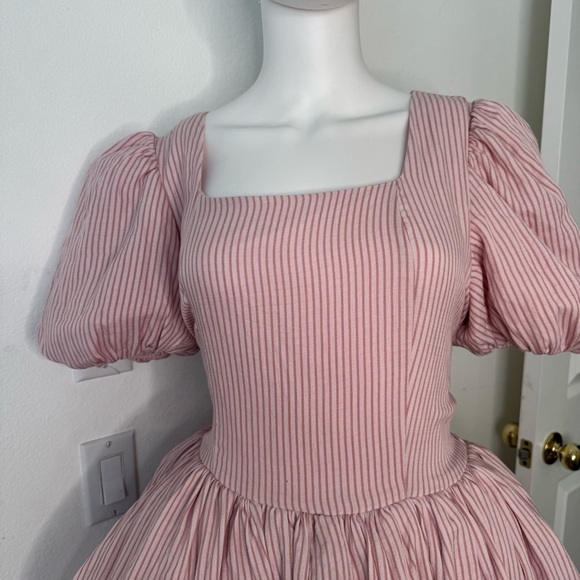 NWOT Ivy City Co Cupcake Pink Striped Puff Sleeve Dress - Picture 2 of 6